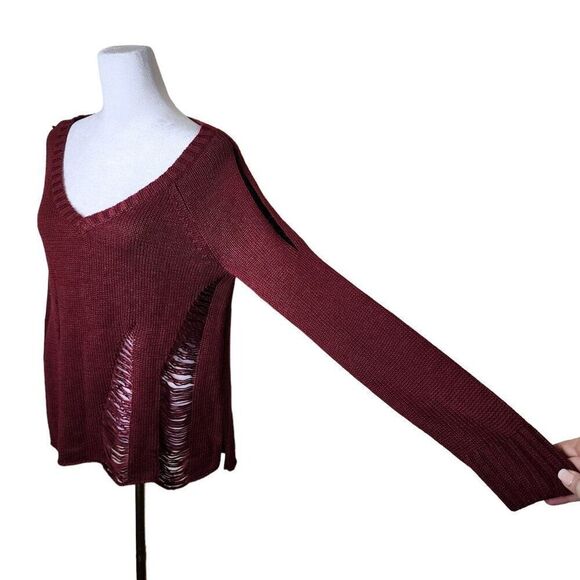 NEW Guess Distressed Open Knit Sweater Womens Size M Maroon Red - Picture 2 of 8